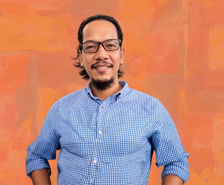 Prof. Dr. Mohd Awang